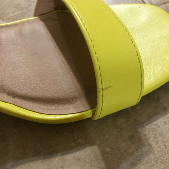 Neon yellow block heels - Picture 5 of 12